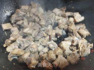 牛腩烧土豆步骤2