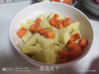 牛腩烧土豆步骤3