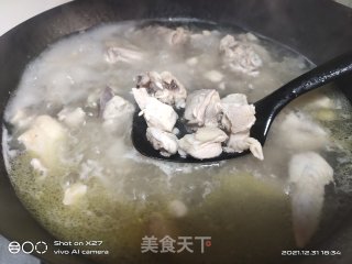 爆炒三黄鸡步骤1
