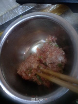 肉末塞鱼步骤2