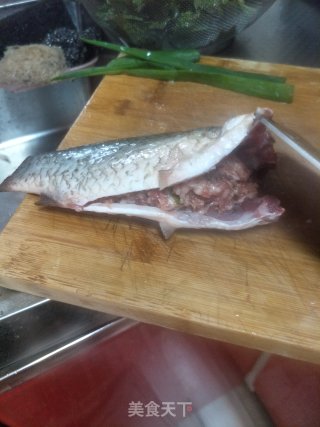 肉末塞鱼步骤5