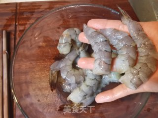 芥香虾球步骤2