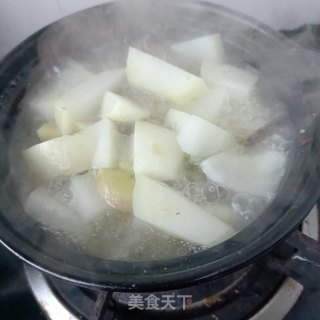 腊鸭腿萝卜煲步骤9