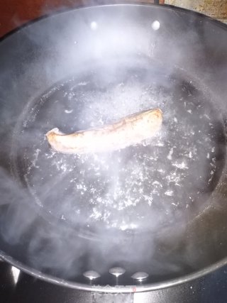 蒜香腊肠步骤3