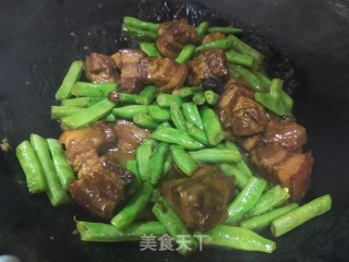 小炖肉焖豆角步骤7