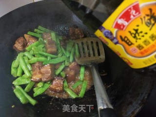 小炖肉焖豆角步骤8