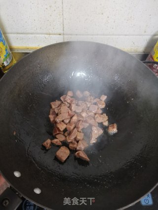 牛肉爆洋葱步骤2