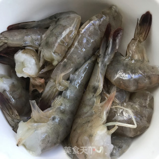 糖醋虾尾步骤3