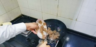 家常炒凉粉步骤2