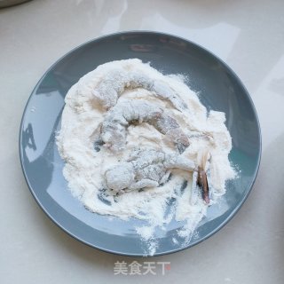 脆皮炸虾步骤6