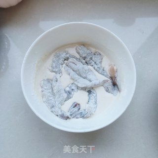 脆皮炸虾步骤7