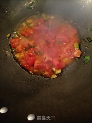 番茄土豆肥牛汤步骤7