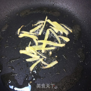 青椒土豆烧鸡腿步骤4