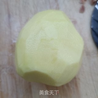腊兔腿蒸土豆步骤2