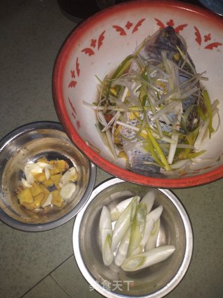 糖醋罗非鱼步骤3