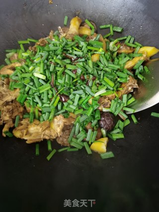 香菇土豆烧鸡肉步骤12