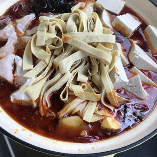 牛肉卷时蔬炖锅步骤9