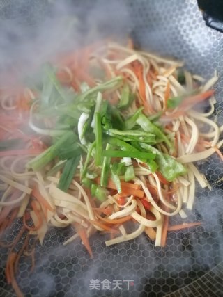 胡萝卜豆腐皮步骤5