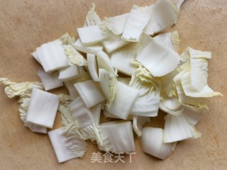 白菜帮炒羊肉片步骤1