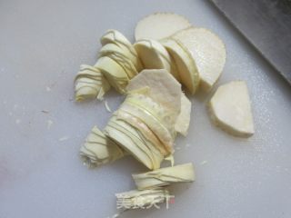 冬笋烧圆素鸡步骤3