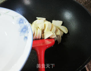 冬笋烧圆素鸡步骤6