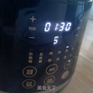 “腊味”煎辣肠芋头糕步骤4 “腊味”煎辣肠芋头糕步骤4