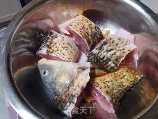 铁锅啤酒鱼步骤1