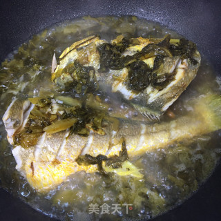 酸菜烧黄花鱼步骤5 酸菜烧黄花鱼步骤5