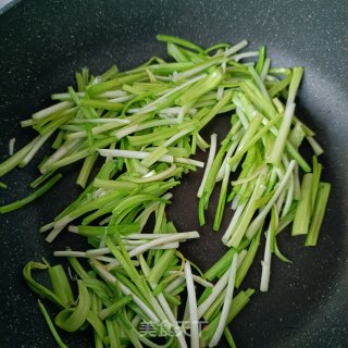 蒜黄炒护心肉步骤8
