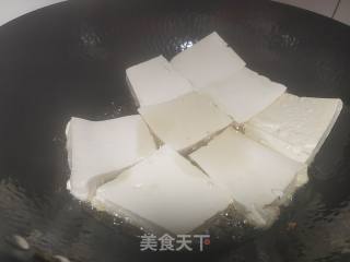 五花肉烧豆腐步骤1