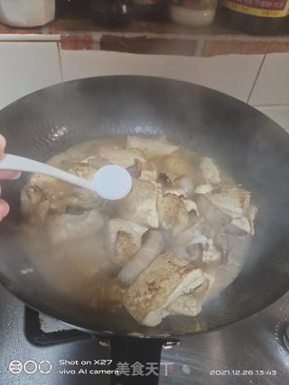 五花肉烧豆腐步骤6