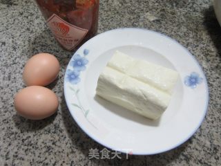 鸡蛋炒豆腐步骤1