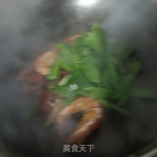 “腊味”辣肠大虾炒芸豆步骤13