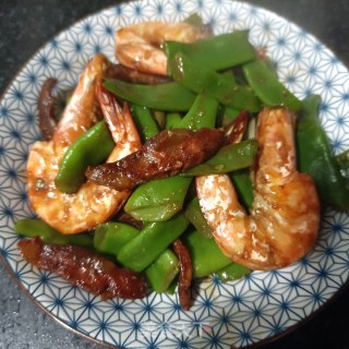 “腊味”辣肠大虾炒芸豆步骤15
