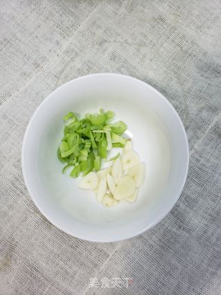 有机菜花炒腊肠步骤3 有机菜花炒腊肠步骤3