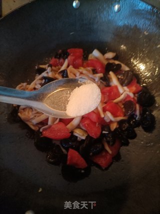 白玉菇番茄炒鸡蛋步骤13