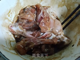 黑胡椒大鸡腿步骤2