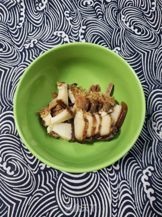 腊肉蒸黄鱼步骤2