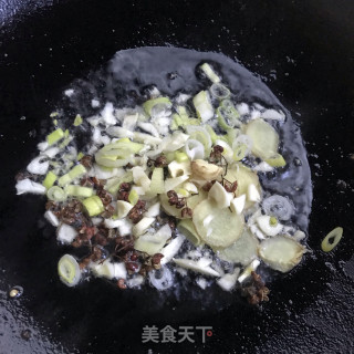 酱焖鸡翅步骤4