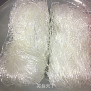 肉丸粉丝白菜煲步骤4 肉丸粉丝白菜煲步骤4