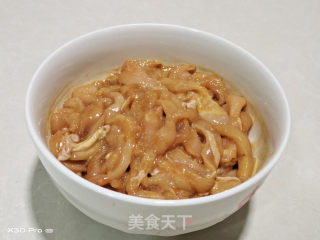 鱼香鸡胸肉步骤1