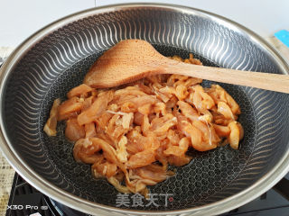 鱼香鸡胸肉步骤5