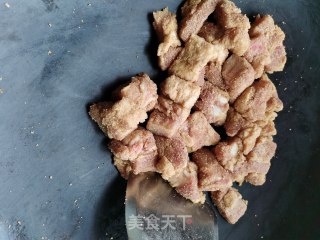 粉蒸排骨萝卜步骤4