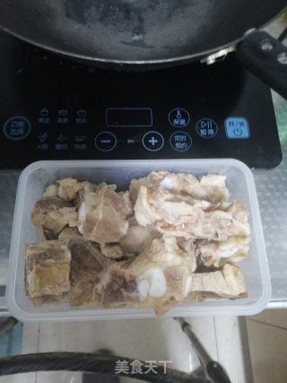 脆骨焖豆角步骤3