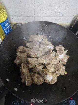 脆骨焖豆角步骤5