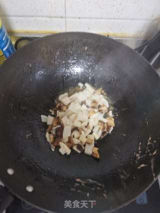 香菇冬笋爆红虾步骤6