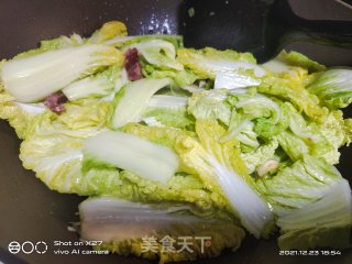 香肠炒娃娃菜步骤5 香肠炒娃娃菜步骤5