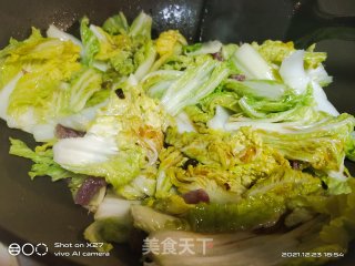 香肠炒娃娃菜步骤6 香肠炒娃娃菜步骤6
