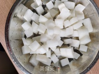 腊肉蒸萝卜糯米步骤3