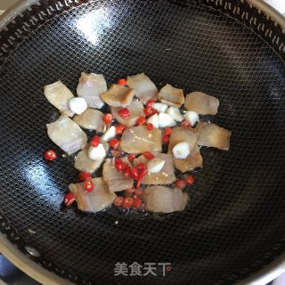 年糕炒腊肉步骤3 年糕炒腊肉步骤3
